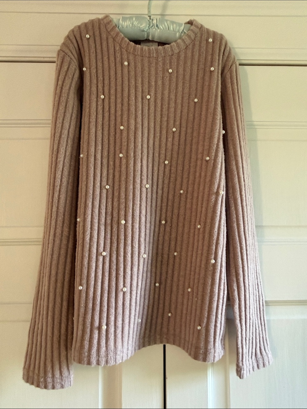 Zara Pearl-Trim Ribbed Sweater - Mauve